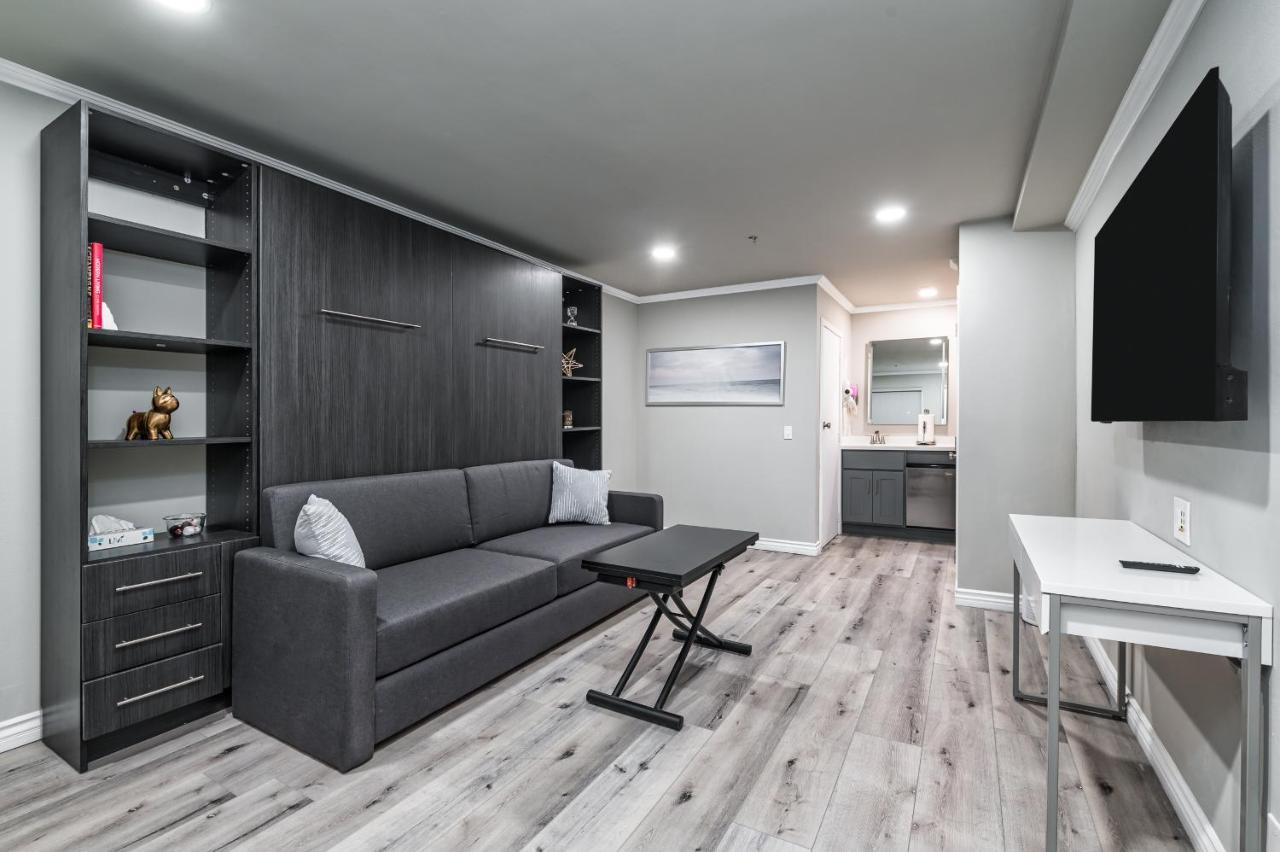 Omeo Suites Alhambra Extérieur photo
