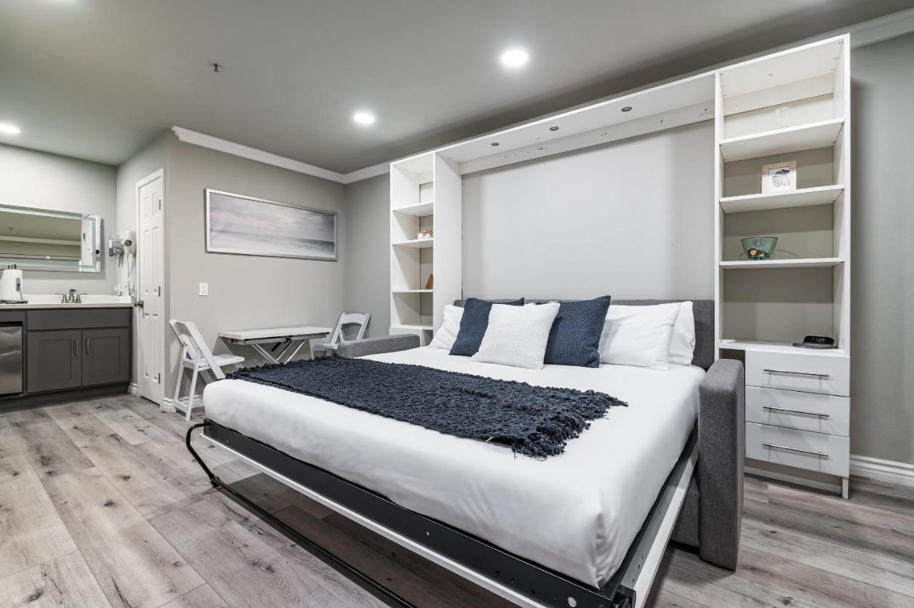 Omeo Suites Alhambra Extérieur photo