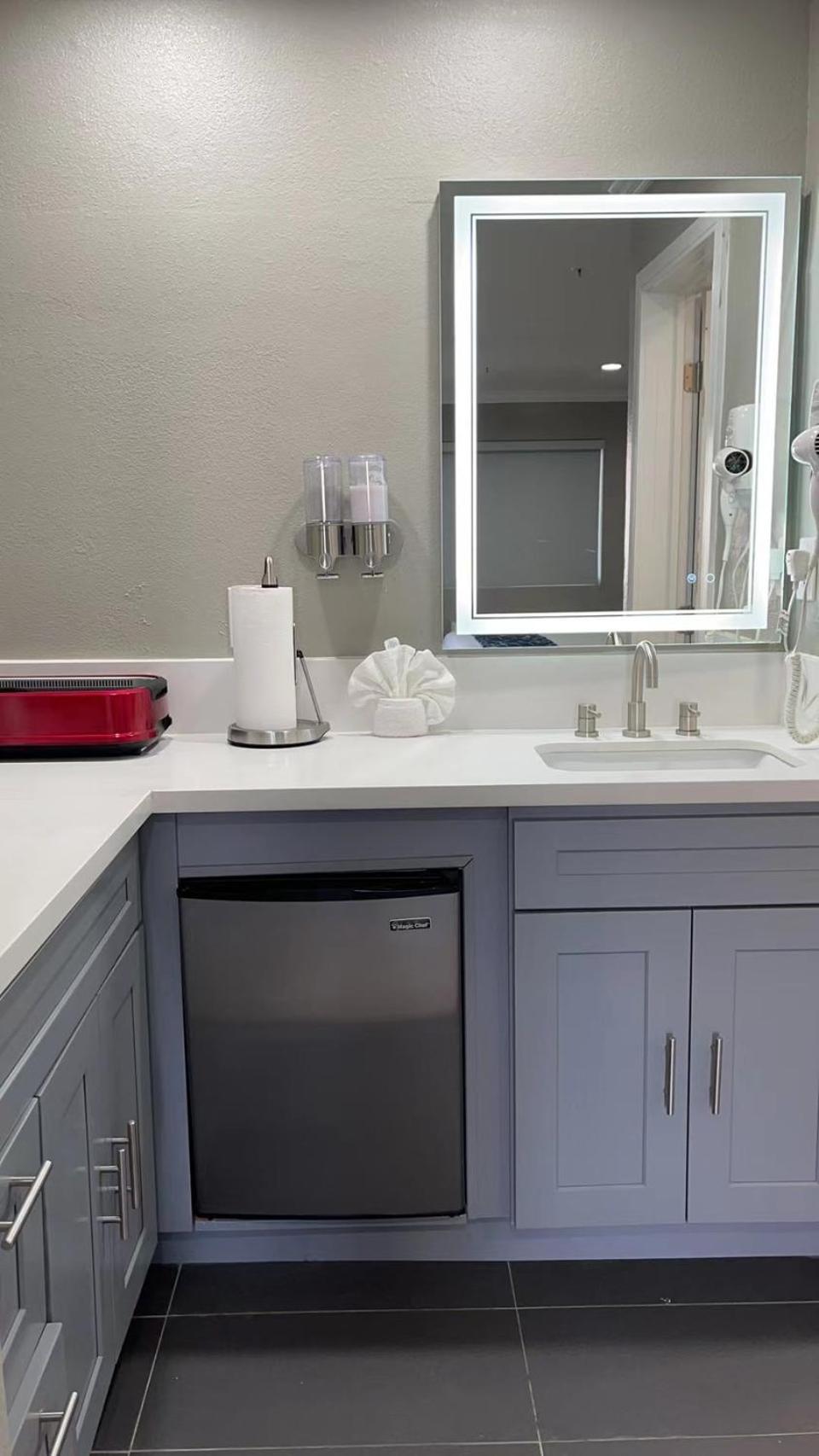 Omeo Suites Alhambra Chambre photo